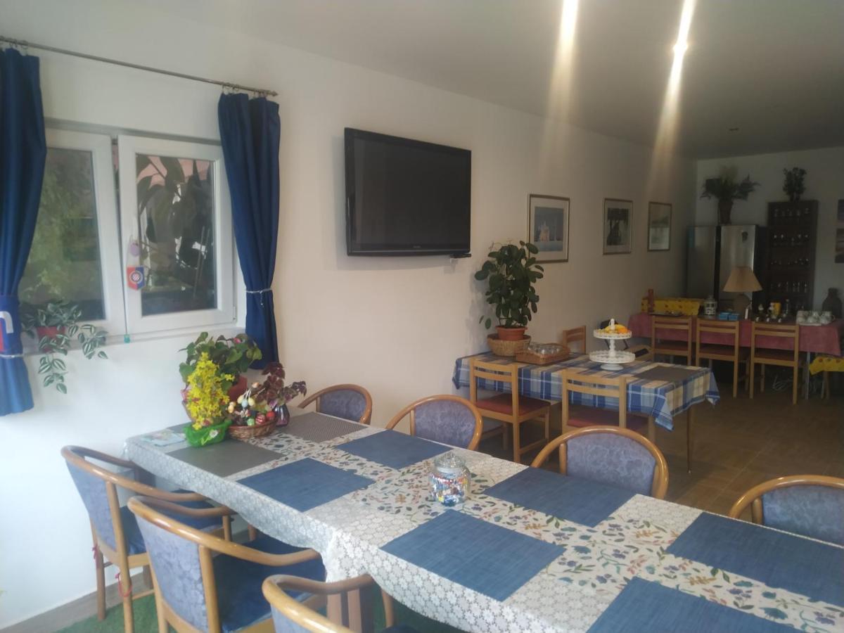 Motel Stone Gardens Doli Екстериор снимка