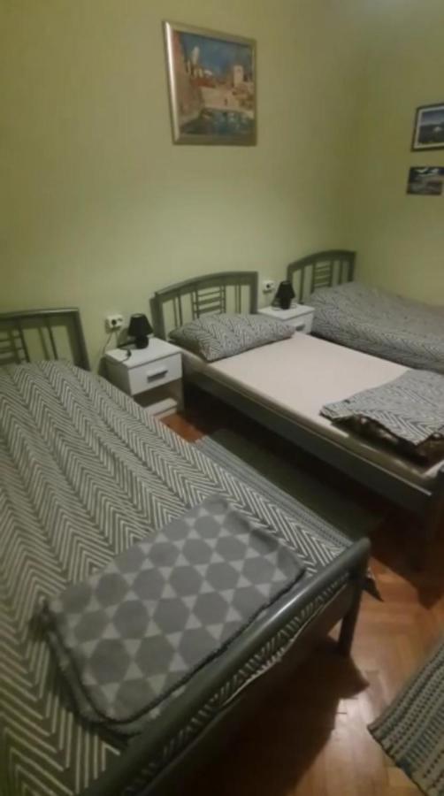 Motel Stone Gardens Doli Екстериор снимка