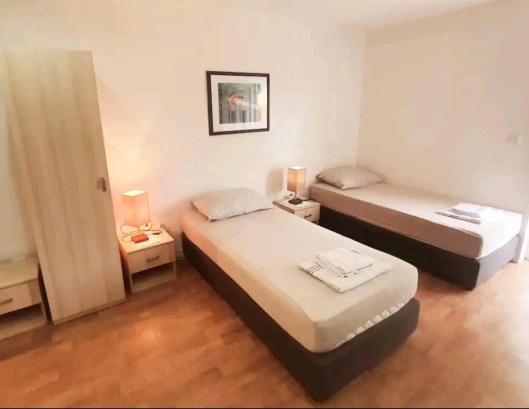 Motel Stone Gardens Doli Екстериор снимка